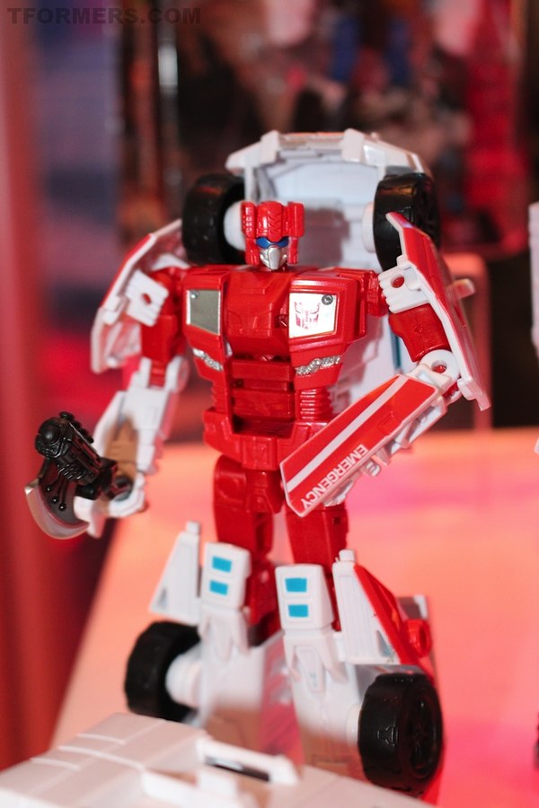 Toy Fair 2015   First Looks At Defensor Combiner Wars Figures Images  (17 of 130)